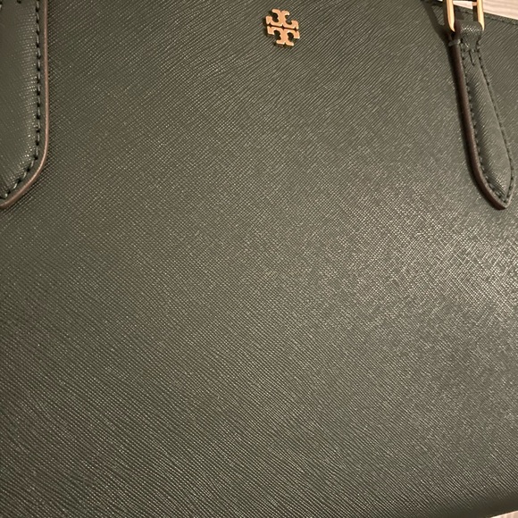 Tory Burch - emerson small top zip tote - jitney green - Picture 4 of 7